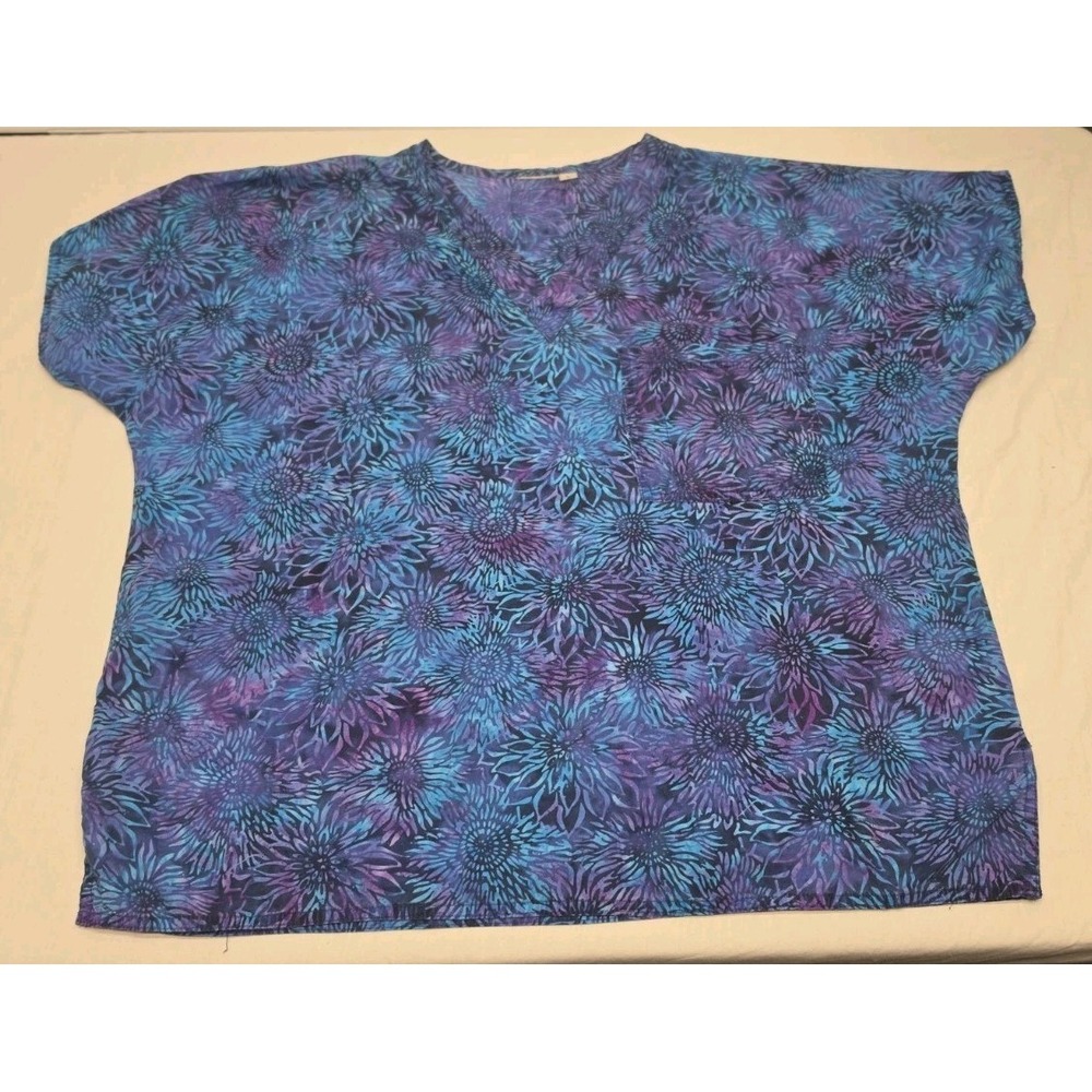 SB Scrubs Women Large Purple Blue Flower Pattern V-Neck Scrub Top Tie Back